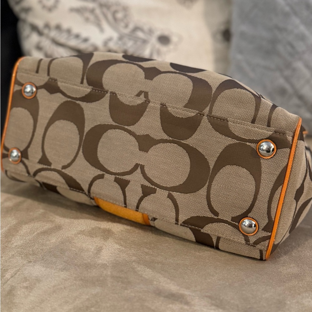 Coach handbag - Picture 3 of 6